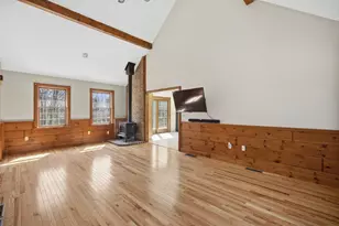 89 Old Center Rd, Deerfield, NH 03037 - Photo 28