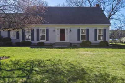 26 Rugg Avenue, Milton, VT 05468 - Photo 2