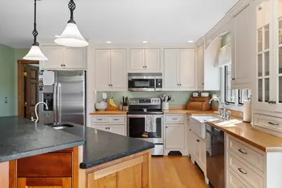 26 Rugg Avenue, Milton, VT 05468 - Photo 10