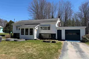 147 S Lunenburg Rd, Lunenburg,  05906 - Photo 2