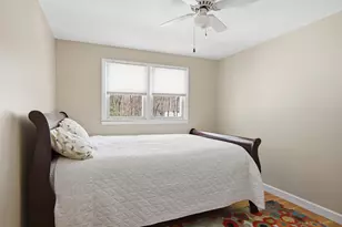 8 Old Coach Rd, Salem, NH 03079 - Photo 14