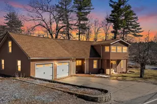 66 Old Derry Rd, Londonderry, NH 03053 - Photo 1
