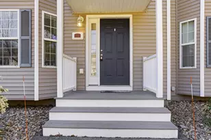 45C Windham Rd, Hudson, NH 03051 - Photo 2