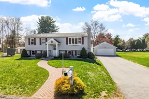 30 Davis Rd, Portsmouth, NH 03801 - Photo 2