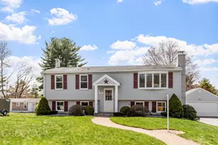 30 Davis Rd, Portsmouth, NH 03801 - Photo 2