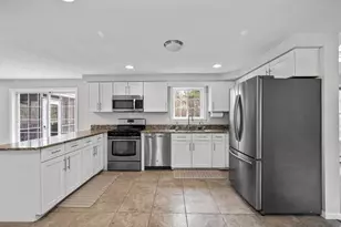 17 Cambridge Dr, Merrimack, NH 03054 - Photo 10