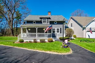 20 Gilcreast Dr, Litchfield, NH 03052 - Photo 2