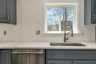 230 Court St, Laconia, NH 03246 - Photo 12