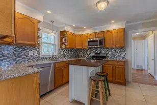 49 Glenwood Ave, Dover, NH 03820 - Photo 6