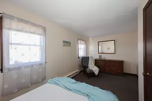 8 Nashua St, Seabrook, NH 03874 - Photo 18