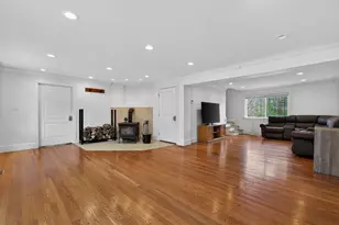 123 Stephen Dr, Goffstown, NH 03045 - Photo 10
