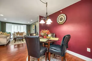 19 Saco St, Conway, NH 03813 - Photo 4