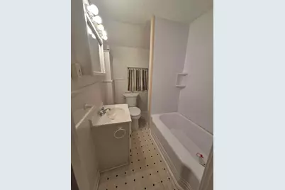 427 Wilson Street, Manchester, NH 03103 - Photo 10