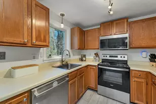 284a High Range Rd, Londonderry, NH 03053 - Photo 16