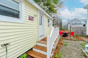 7 Perkins Ave, Hampton, NH 03842 - Photo 6