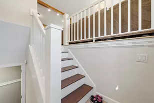 4 Percheron Cir, Nashua, NH 03062 - Photo 20