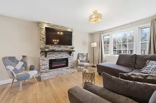 4 Percheron Cir, Nashua, NH 03062 - Photo 2