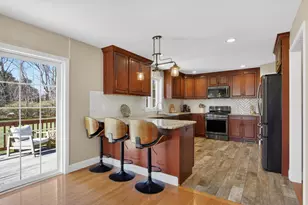 6 Pond St, Newton, NH 03858 - Photo 10