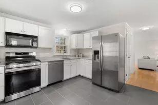 71 Talent Rd, Litchfield, NH 03052 - Photo 4