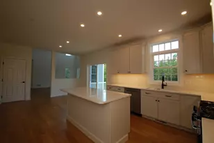 70 Lantern Dr, Sandown, NH 03873 - Photo 4