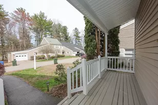 38 Winterwood Dr, Londonderry, NH 03053 - Photo 6