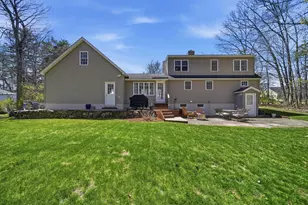 7 Vernon St, Hudson, NH 03051 - Photo 36