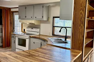 862 Mayhew Turnpike, Bridgewater, NH 03222 - Photo 4