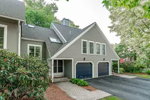 23 Goldfinch Ln, Nashua, NH 03062 - Photo 2