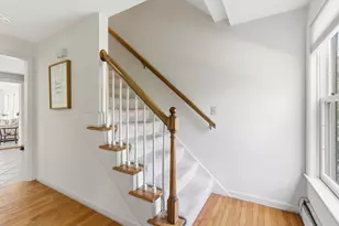 25 Buttonwood Dr, Derry, NH 03038 - Photo 4