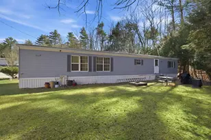 22 Brook Cir, Loudon, NH 03307 - Photo 6