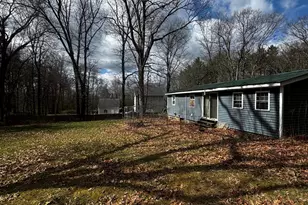 117 Hunting Rd, Auburn, NH 03032 - Photo 4