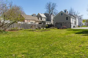 84 Elm St, Keene, NH 03431 - Photo 10