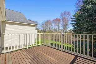 9 Pebble Beach Dr, Bedford, NH 03110 - Photo 56