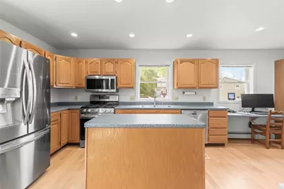16 Joseph Lane, Essex, VT 05452 - Photo 2