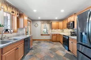 247 Park Ave, Keene, NH 03431 - Photo 6