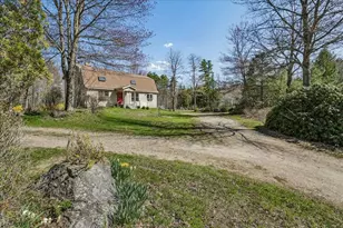 326 Lockes Hill Rd, Epsom, NH 03234 - Photo 4
