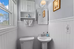 71 Franklin St, Derry, NH 03038 - Photo 18