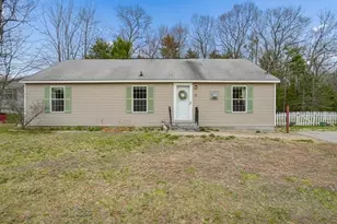 13 Sparrow Dr, Barrington, NH 03825 - Photo 2