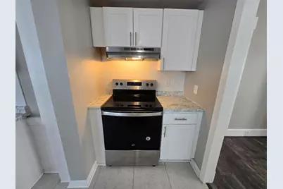 286 Lake Avenue, Manchester, NH 03103 - Photo 12