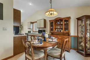 12 Fitzpatrick Cir, Nashua, NH 03063 - Photo 10