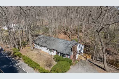 226 Amesbury Road, Kensington, NH 03833 - Photo 4