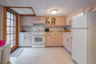 226 Amesbury Rd, Kensington, NH 03833 - Photo 24