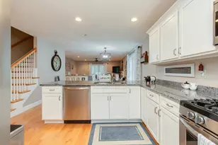 4 Sagewood Dr, Pelham, NH 03076 - Photo 10