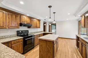 98 Musquash Rd, Hudson, NH 03051 - Photo 8