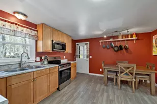 52 Boulder Dr, Londonderry, NH 03053 - Photo 14