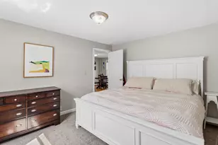 13 Clinton St, Concord, NH 03301 - Photo 14