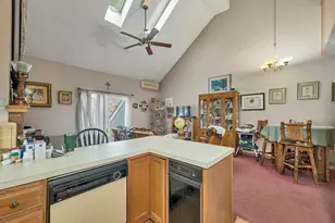 40 Davis Rd, Plymouth, NH 03264 - Photo 4