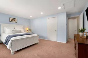 151 Rockingham Rd, Derry, NH 03038 - Photo 16