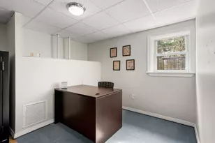 151 Rockingham Rd, Derry, NH 03038 - Photo 18