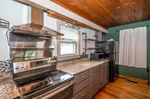 64 Portland St, Lancaster, NH 03584 - Photo 18